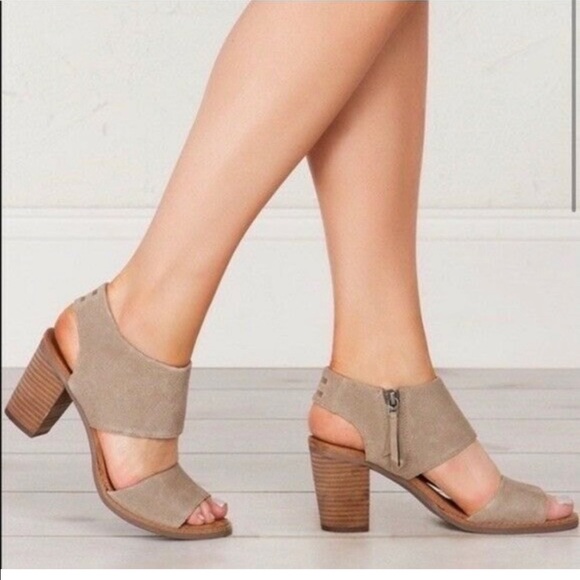 Toms Shoes - Toms Mojarica desert taupe block heel sandal